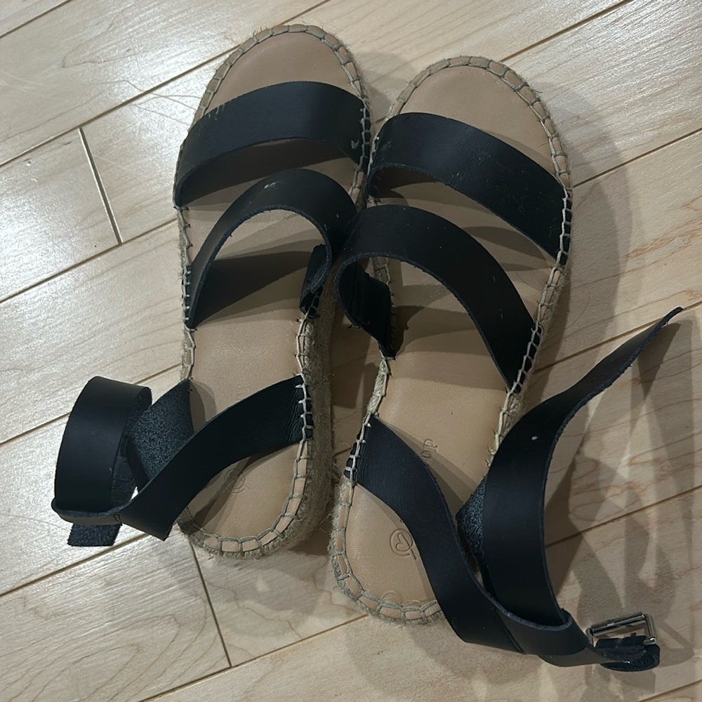 The Drop espadrille sandal